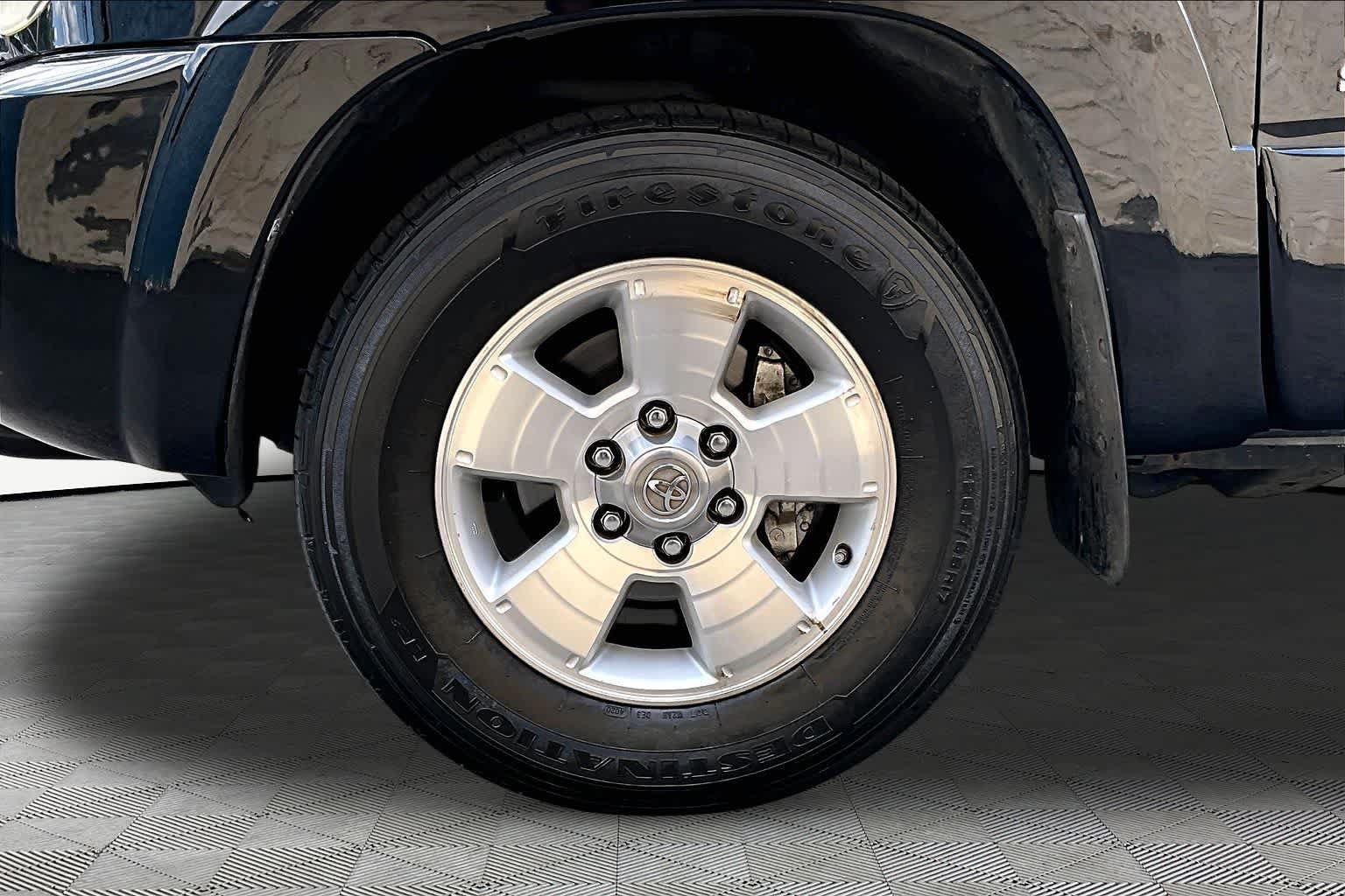 Used 2008 Toyota 4Runner SR5 RWD image 10