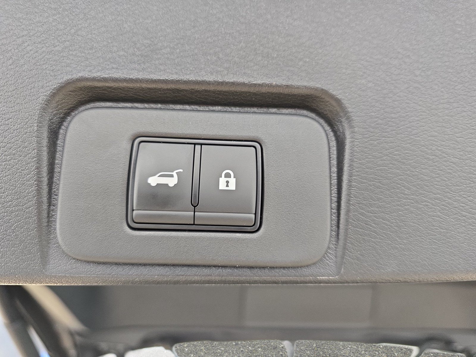 Used 2026 Nissan Rogue Dark Armor AWD/4WD image 31