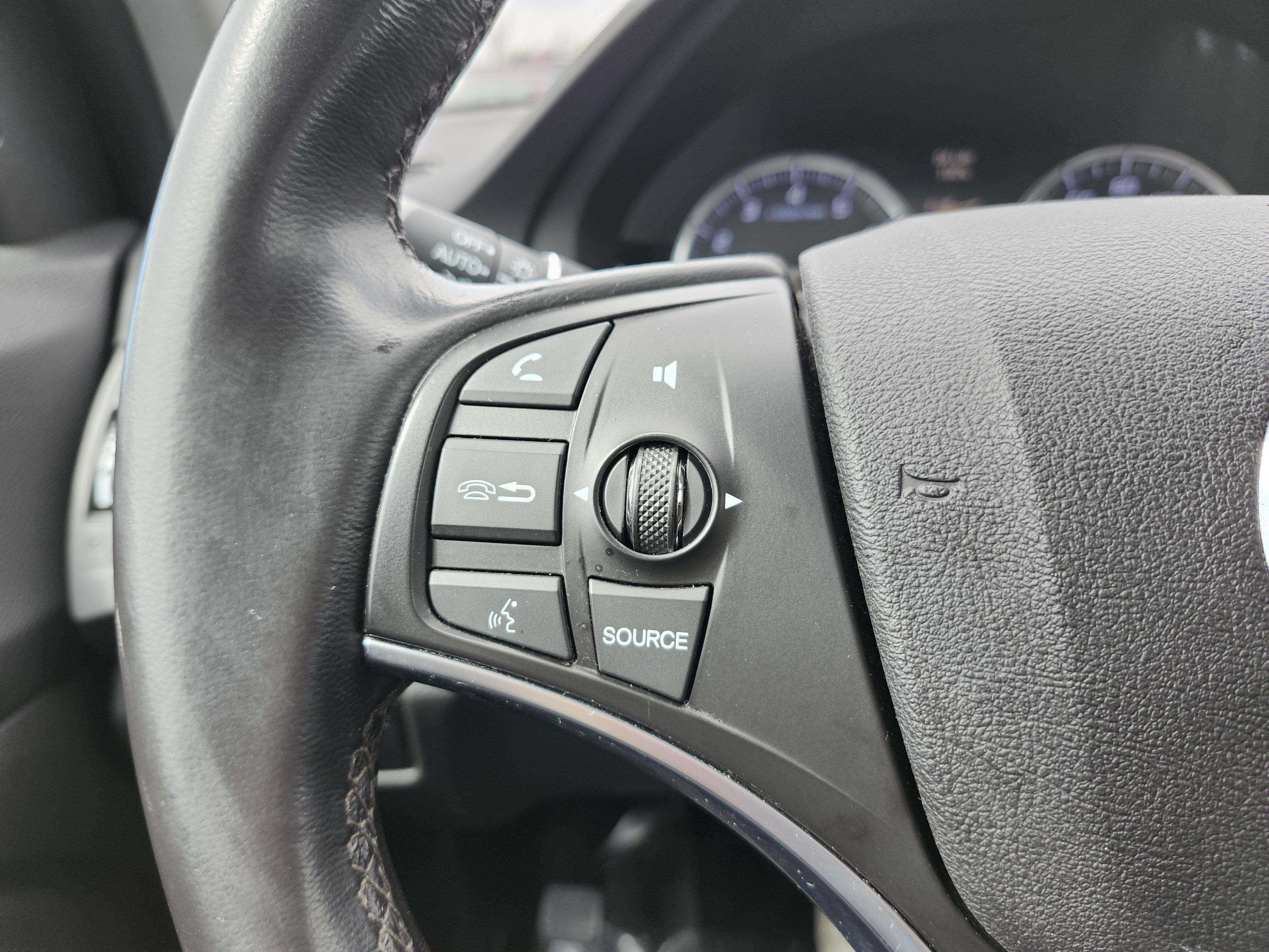 Used 2016 Acura MDX FWD w/ Technology Package image 38