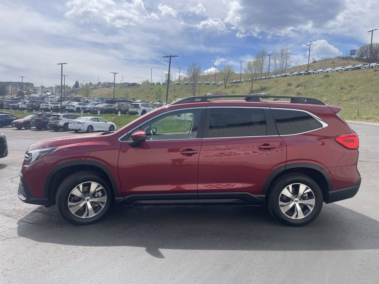 Certified 2025 Subaru Ascent Premium AWD/4WD image 4