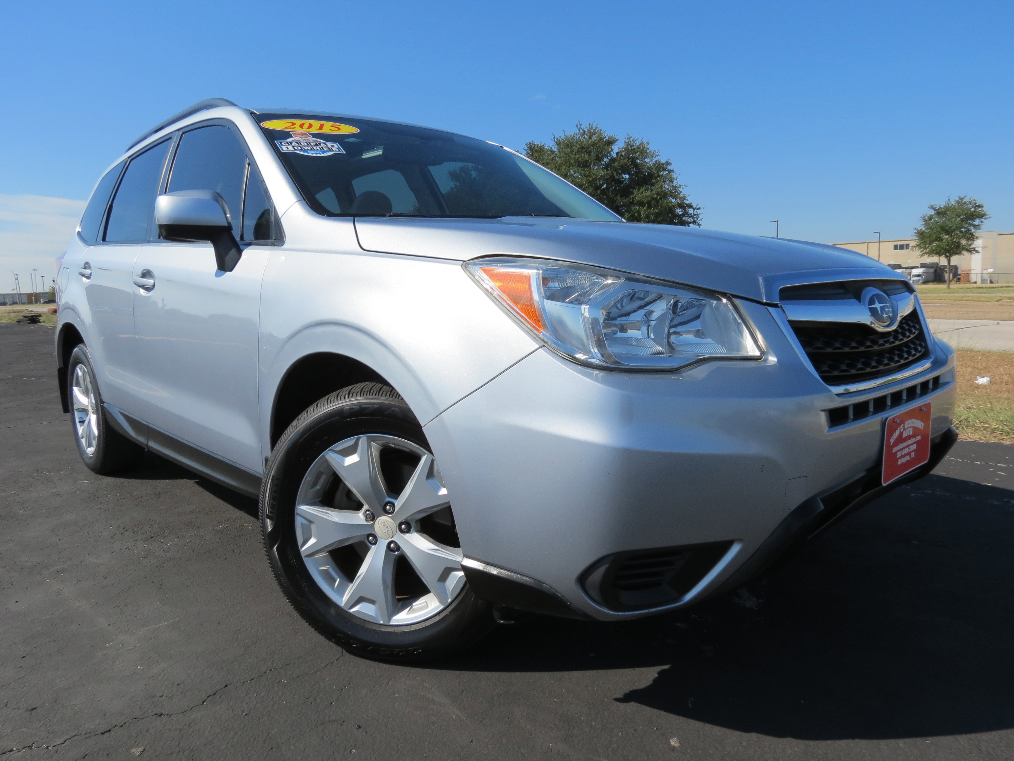 Used 2015 Subaru Forester 2.5i Premium w/ All-Weather Package AWD/4WD image 2