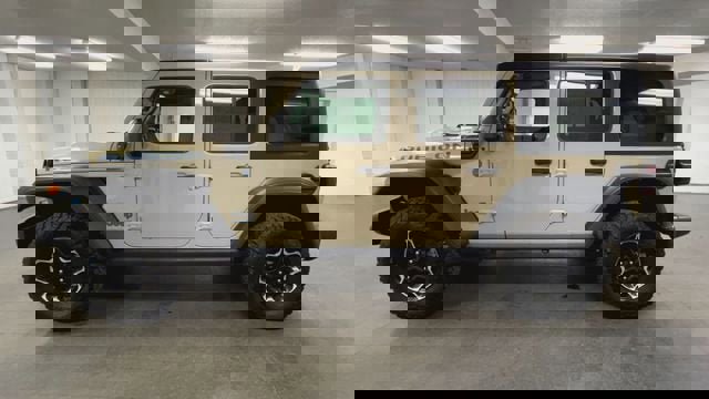 Used 2022 Jeep Wrangler Unlimited Rubicon 4xe w/ Cold Weather Group image 5