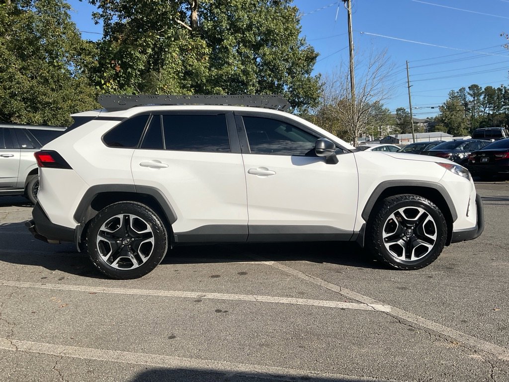 Used 2020 Toyota RAV4 LE image 4