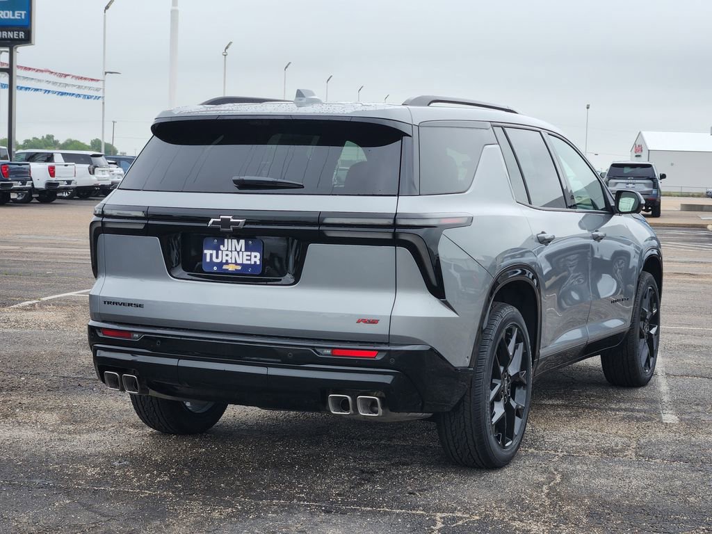 New 2026 Chevrolet Traverse RS w/ LPO, Floor Liner Package FWD image 3