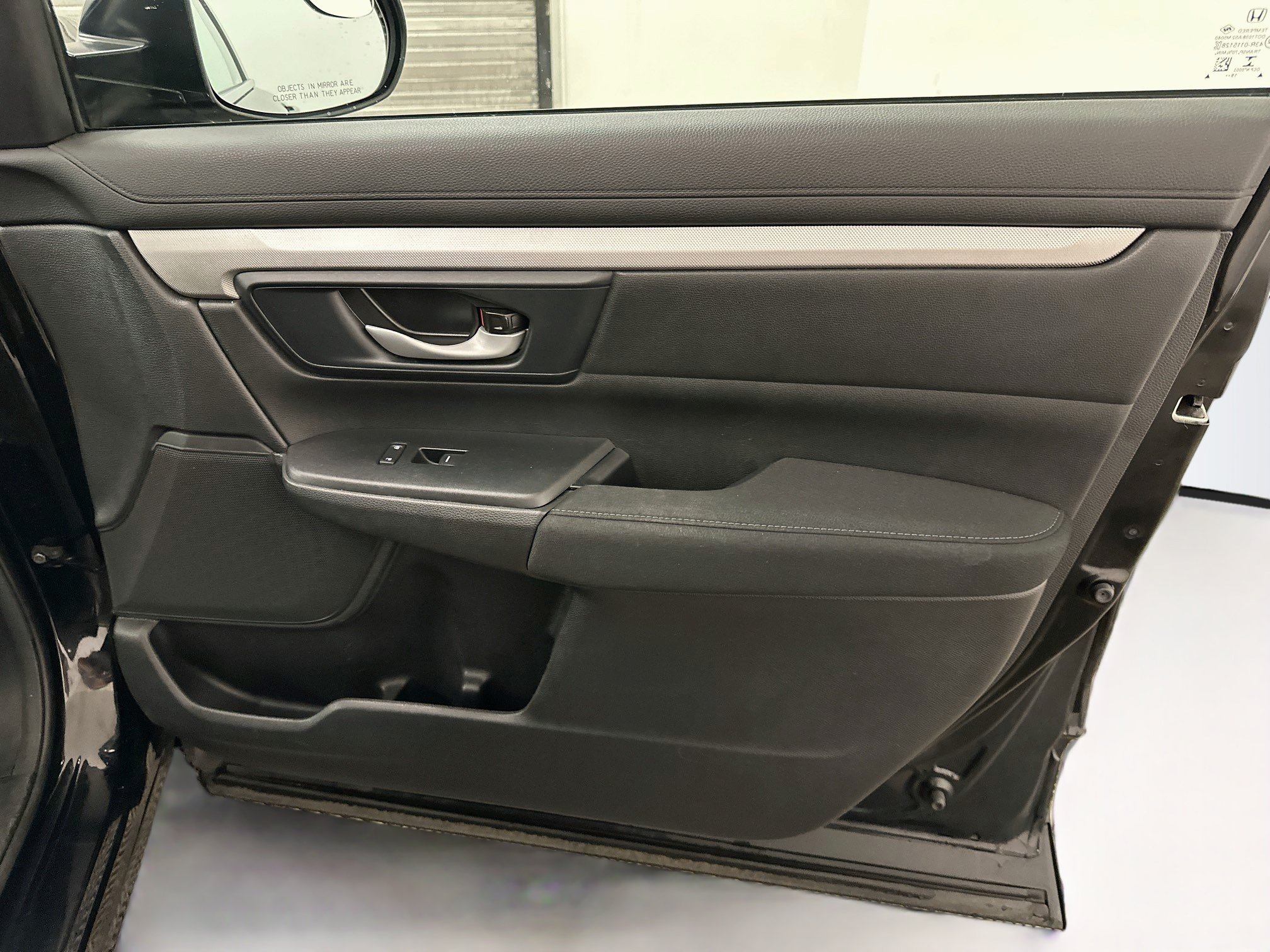 Used 2020 Honda CR-V LX image 32