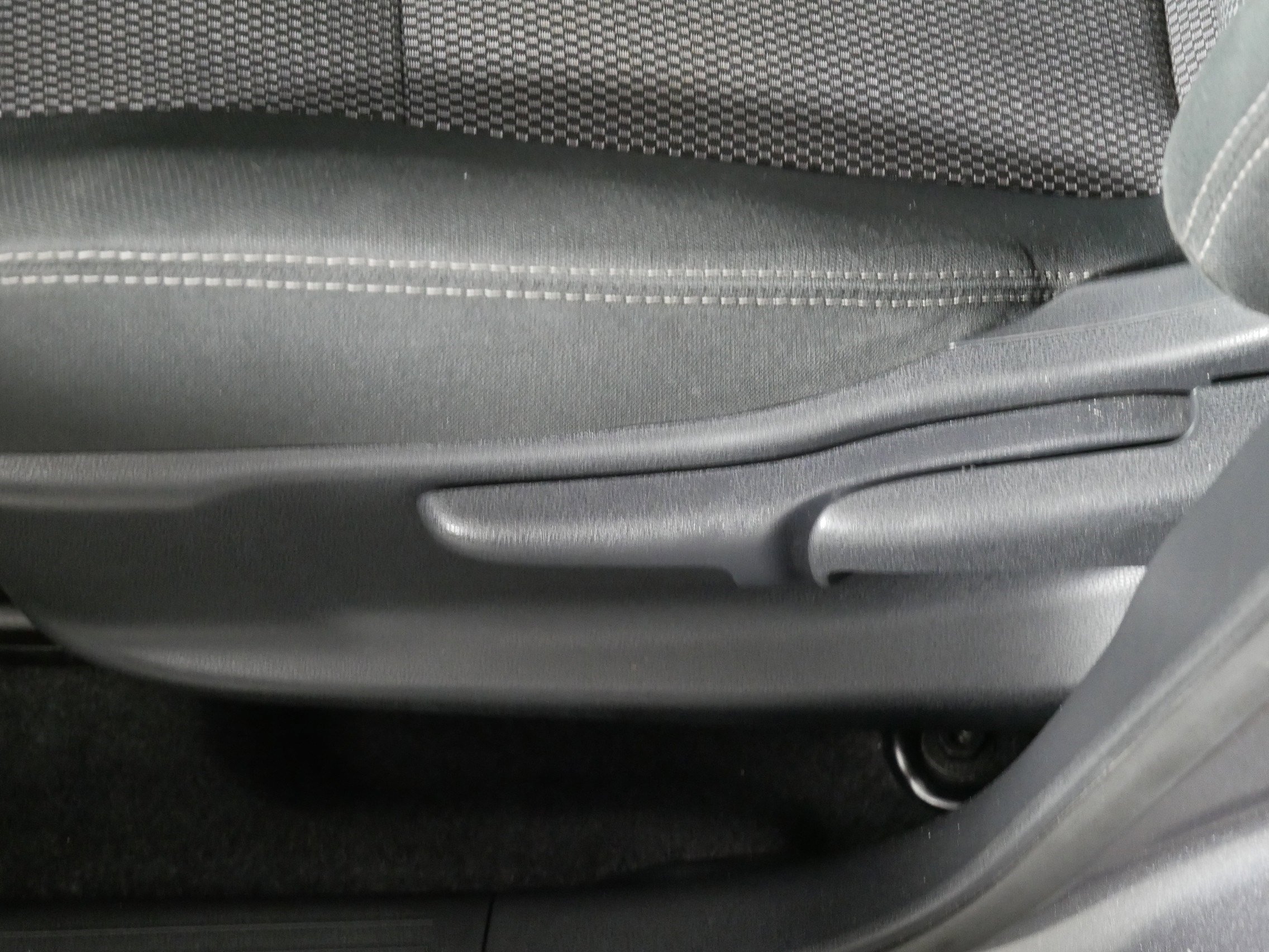 Used 2019 Nissan Versa SV image 20