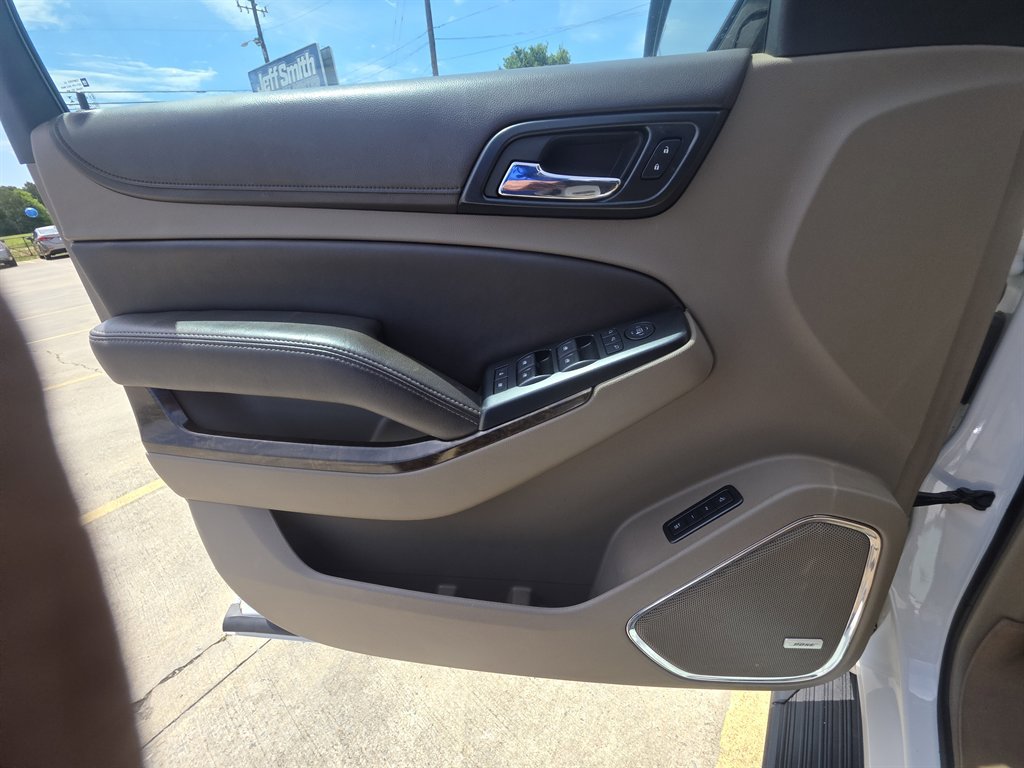 Used 2015 Chevrolet Suburban LT AWD/4WD image 10