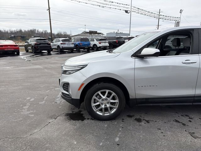 Used 2022 Chevrolet Equinox LT AWD/4WD image 8