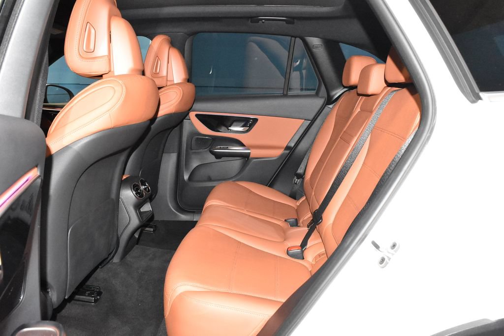 Certified 2026 Mercedes-Benz GLC 300 4MATIC image 17