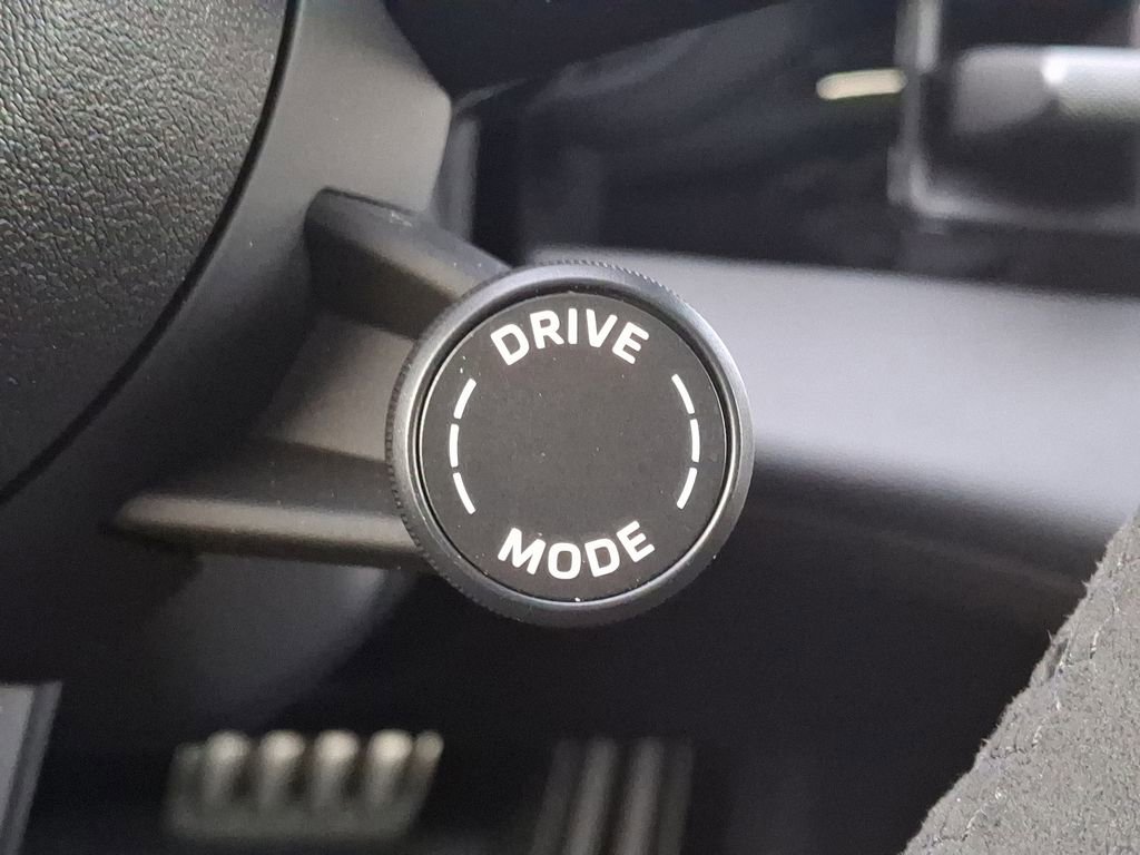 Certified 2025 Porsche Taycan image 22