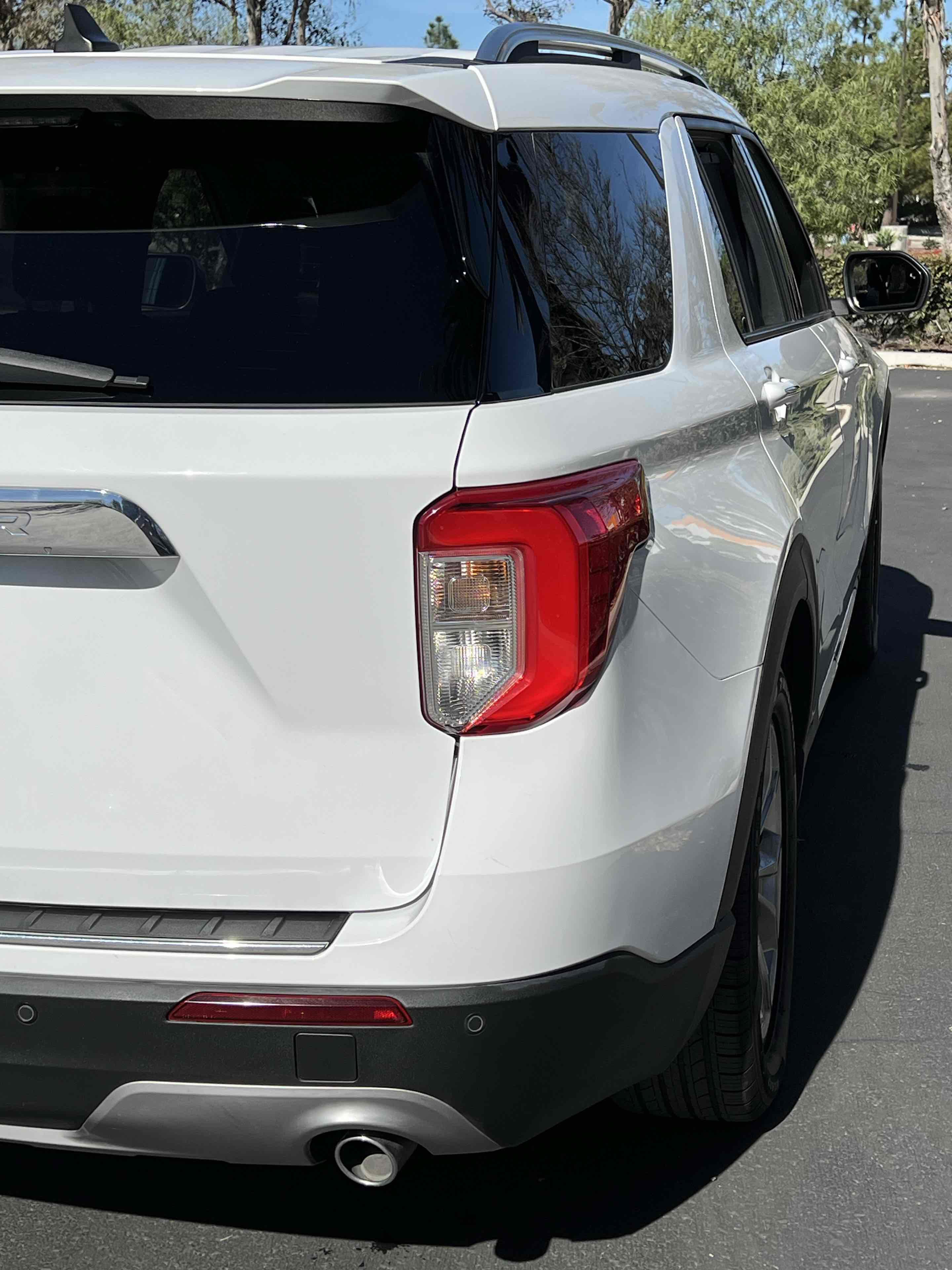 Used 2021 Ford Explorer Limited w/ Equipment Group 301A image 60