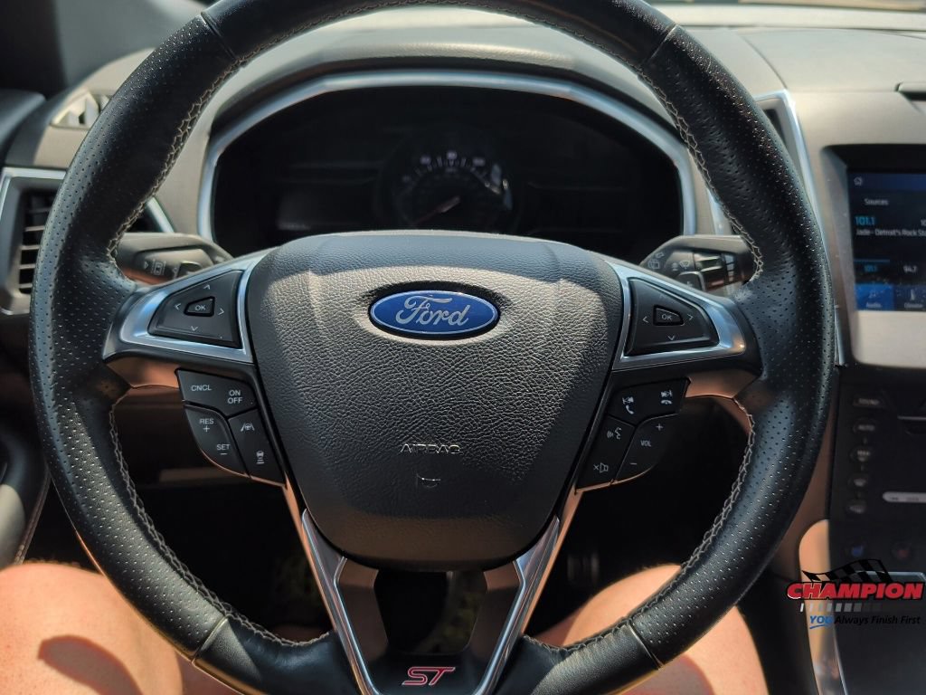 Used 2019 Ford Edge ST w/ Equipment Group 401A AWD/4WD image 23