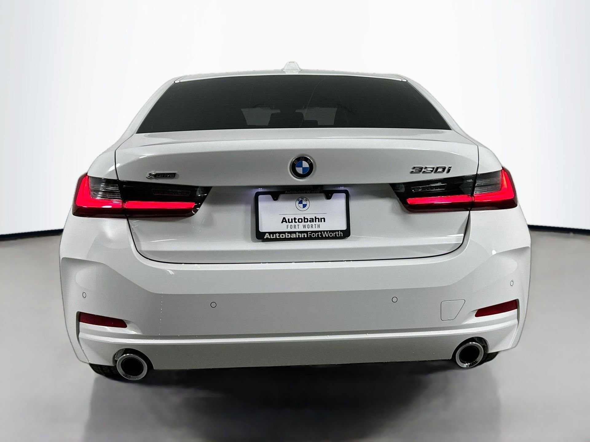 New 2026 BMW 330i xDrive Sedan w/ Premium Package image 6