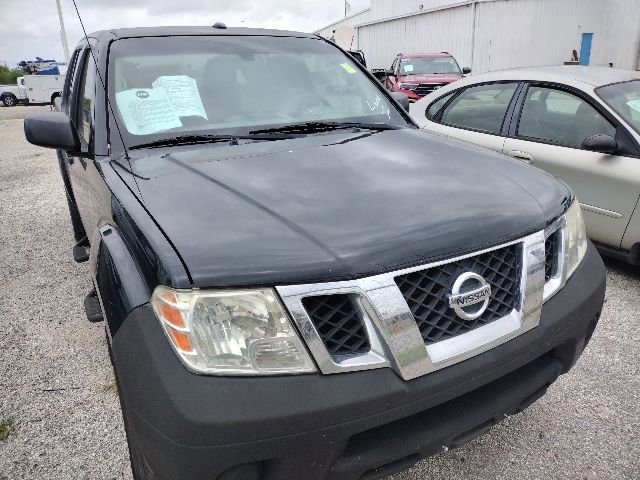 Used 2014 Nissan Frontier SV AWD/4WD image 7