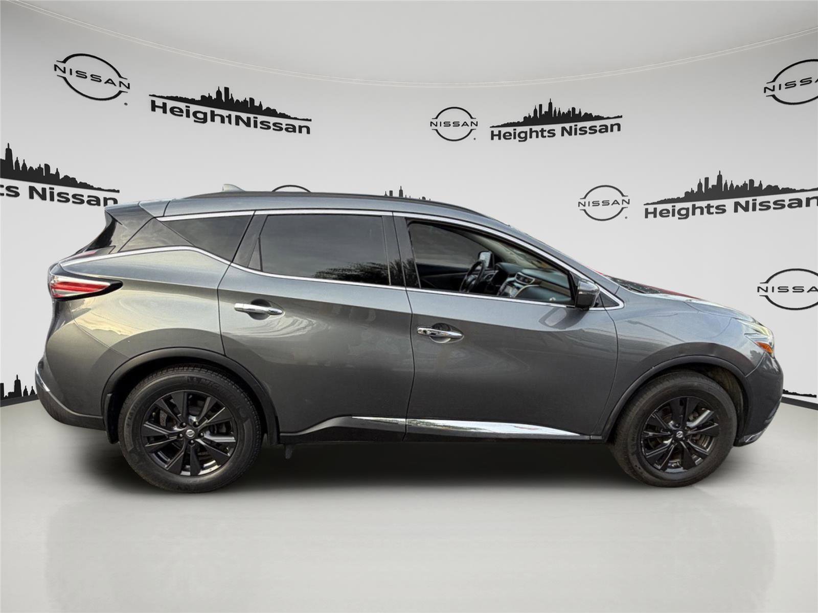 Used 2018 Nissan Murano SV w/ Premium Package AWD/4WD image 6