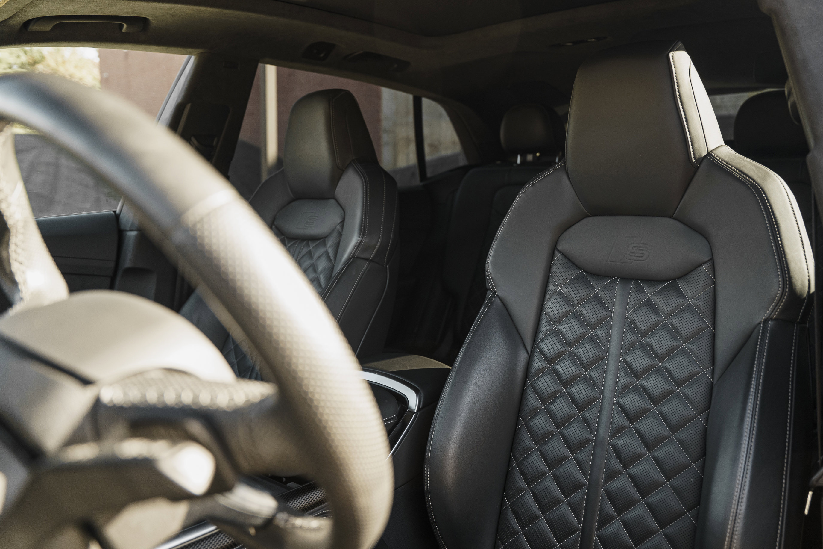 Used 2023 Audi SQ8 Prestige image 21