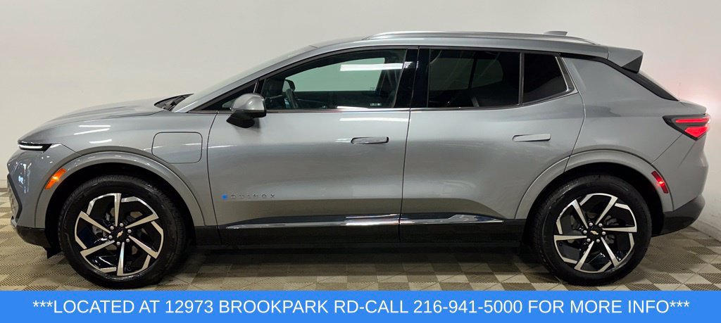 Used 2024 Chevrolet Equinox EV LT w/ LPO, All-Weather Mat Package AWD/4WD image 7