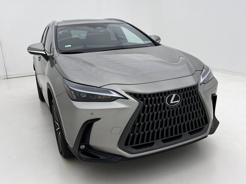 Used 2024 Lexus NX 350 AWD image 3