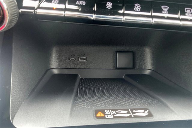 New 2026 Chevrolet Traverse RS image 22