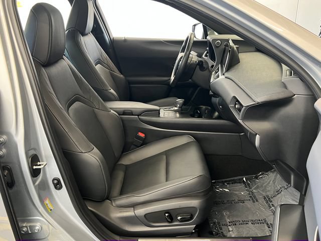 Used 2025 Lexus UX 300h FWD w/ Accessory Package (Z2) image 40