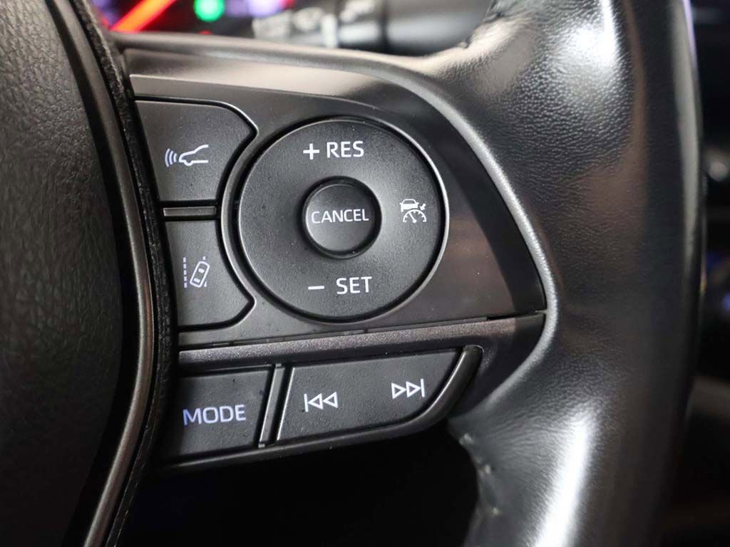 Used 2021 Toyota Camry XSE FWD image 29
