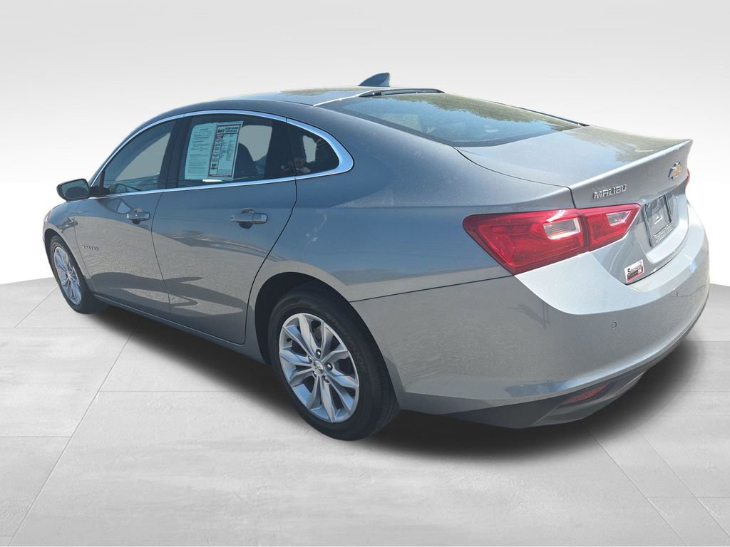 Used 2025 Chevrolet Malibu LT FWD image 4