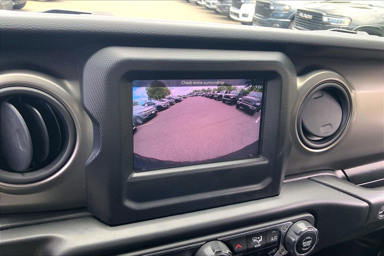 Certified 2023 Jeep Wrangler Unlimited Sport AWD/4WD image 28