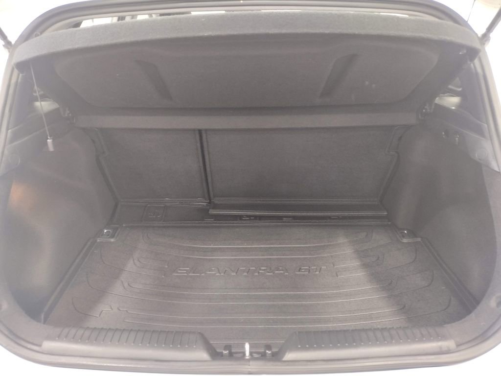 Used 2014 Hyundai Elantra GT w/ Option Group 03 FWD image 17