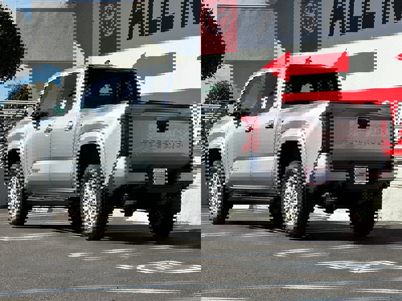 New 2026 Toyota Tacoma SR5 image 3