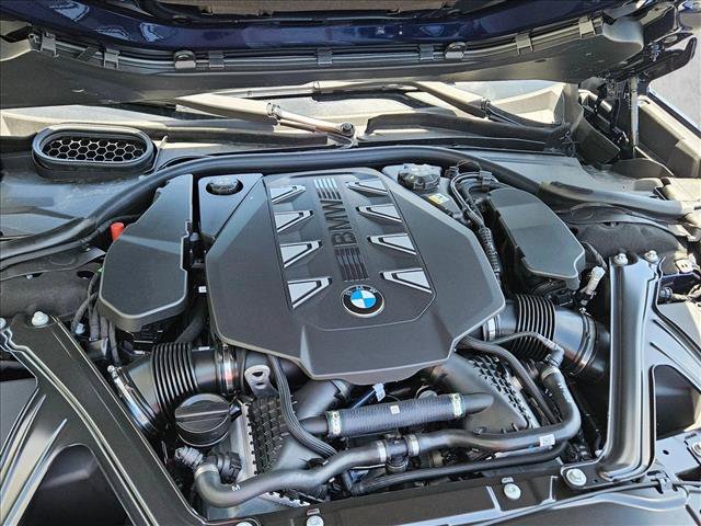 New 2026 BMW 760i xDrive w/ Premium Package AWD/4WD image 16