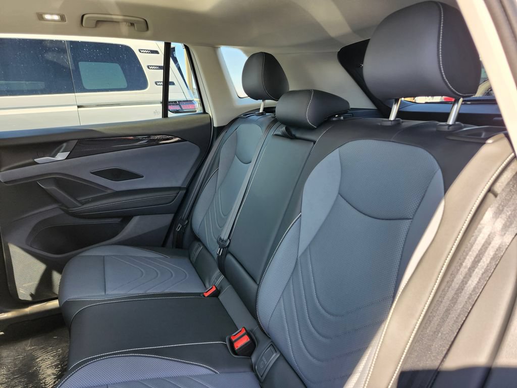 New 2026 Volkswagen Tiguan SE AWD/4WD image 11