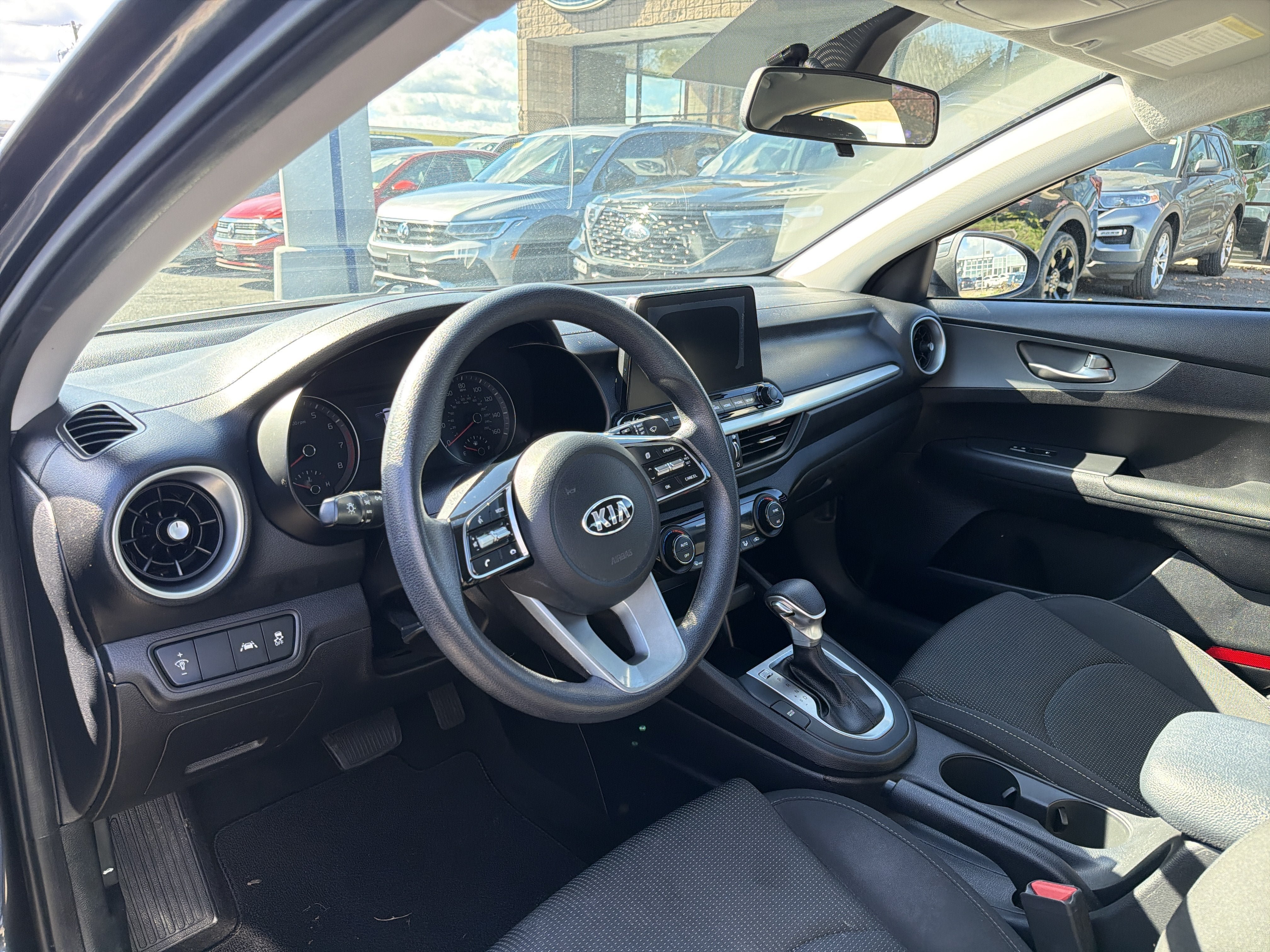 Used 2019 Kia Forte LXS FWD image 8