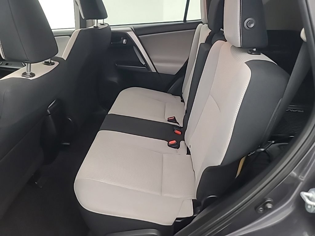 Used 2018 Toyota RAV4 XLE w/ Plus Extra Value Package FWD image 20