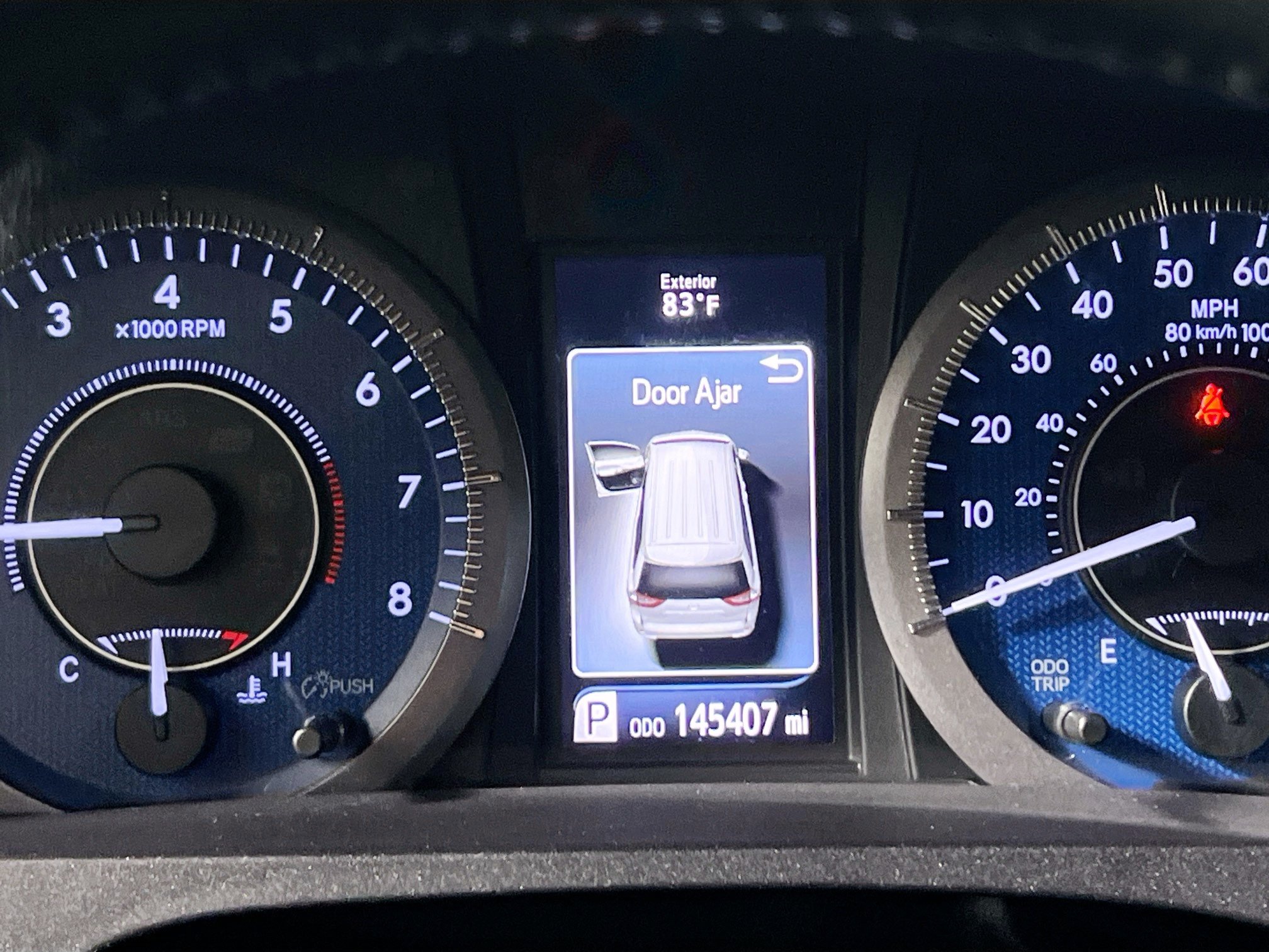 Used 2015 Toyota Sienna XLE w/ XLE Navigation Package FWD image 22
