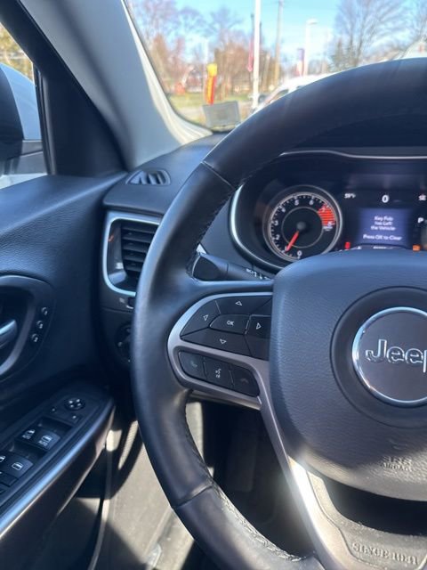 Used 2019 Jeep Cherokee Limited AWD/4WD image 26