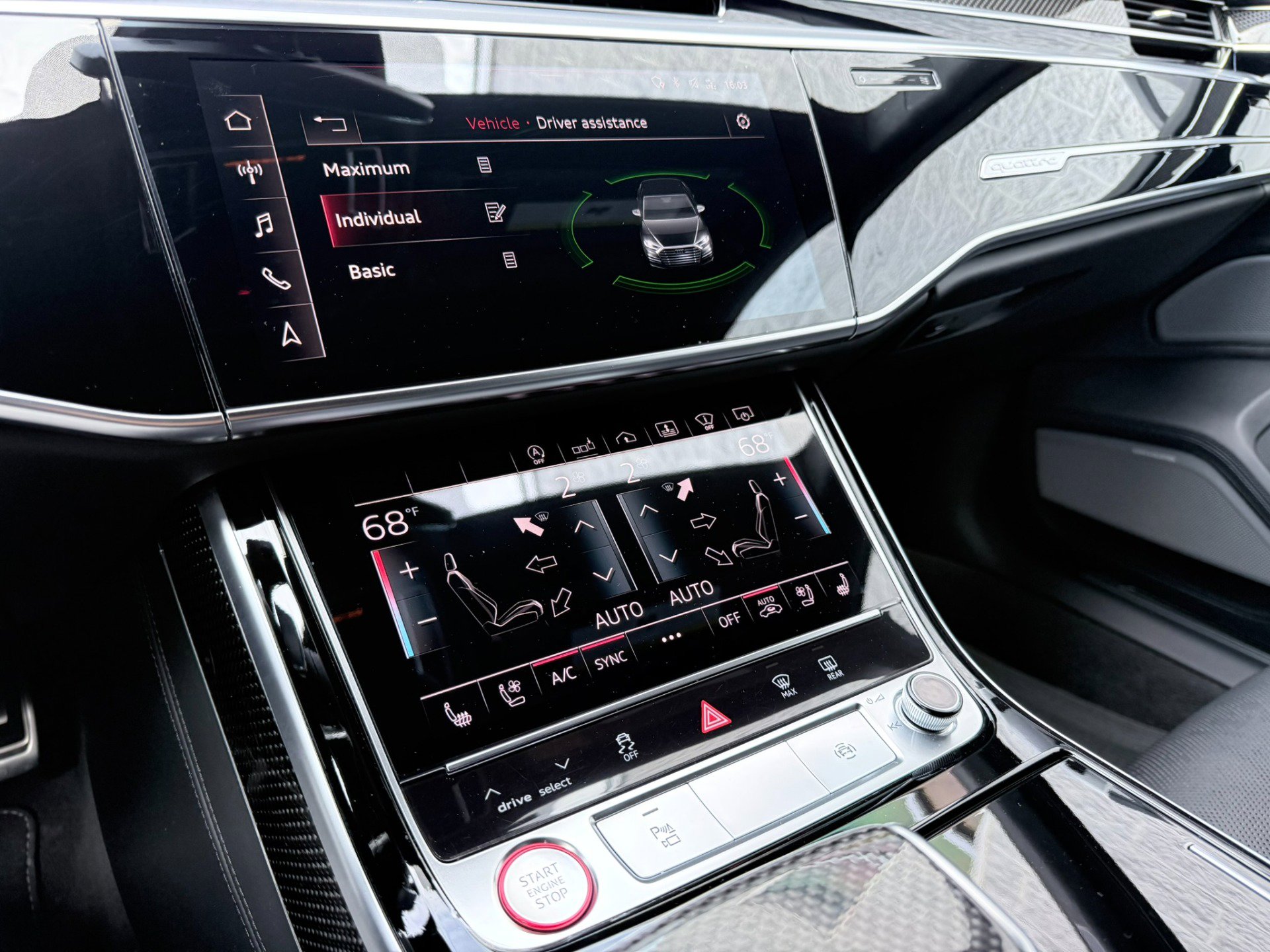 Used 2020 Audi S8 L image 22