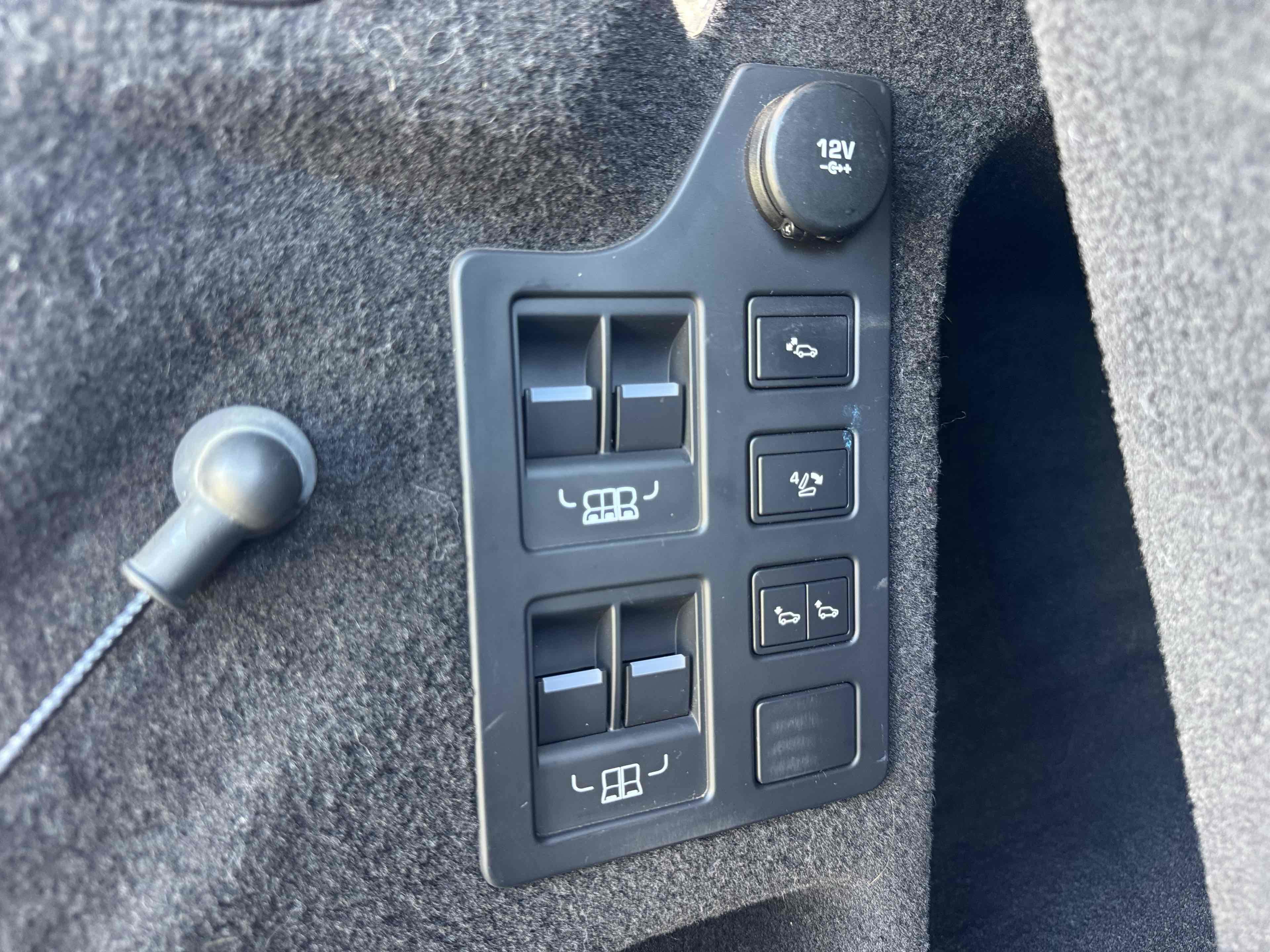Used 2018 Land Rover Discovery HSE AWD/4WD image 10