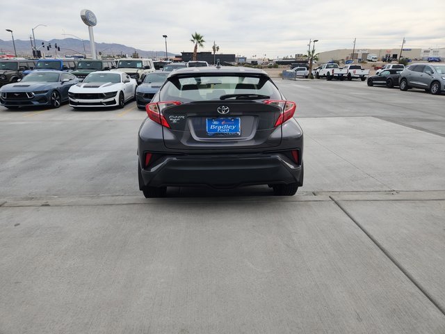 Used 2021 Toyota C-HR XLE image 6