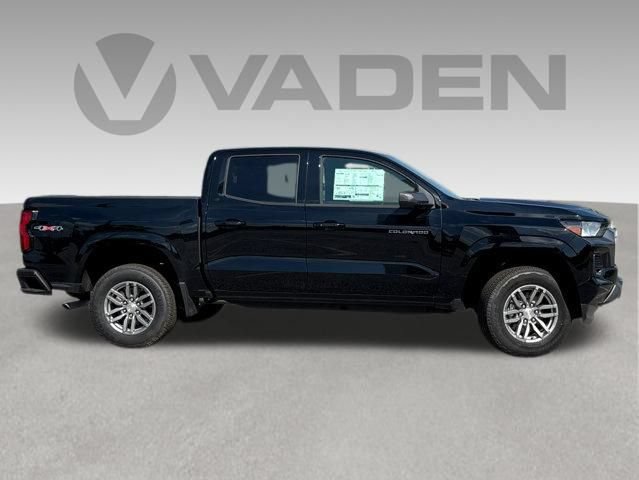 Used 2024 Chevrolet Colorado LT w/ LT Convenience Package II AWD/4WD image 25