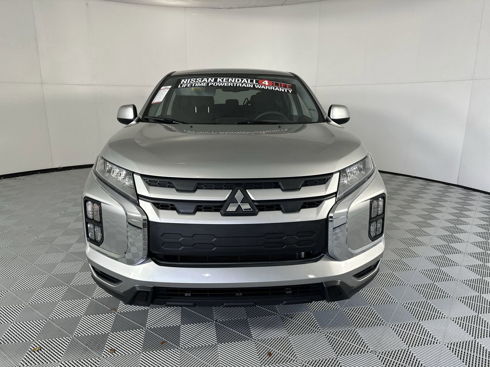Used 2026 Mitsubishi Outlander Sport ES AWD/4WD image 3