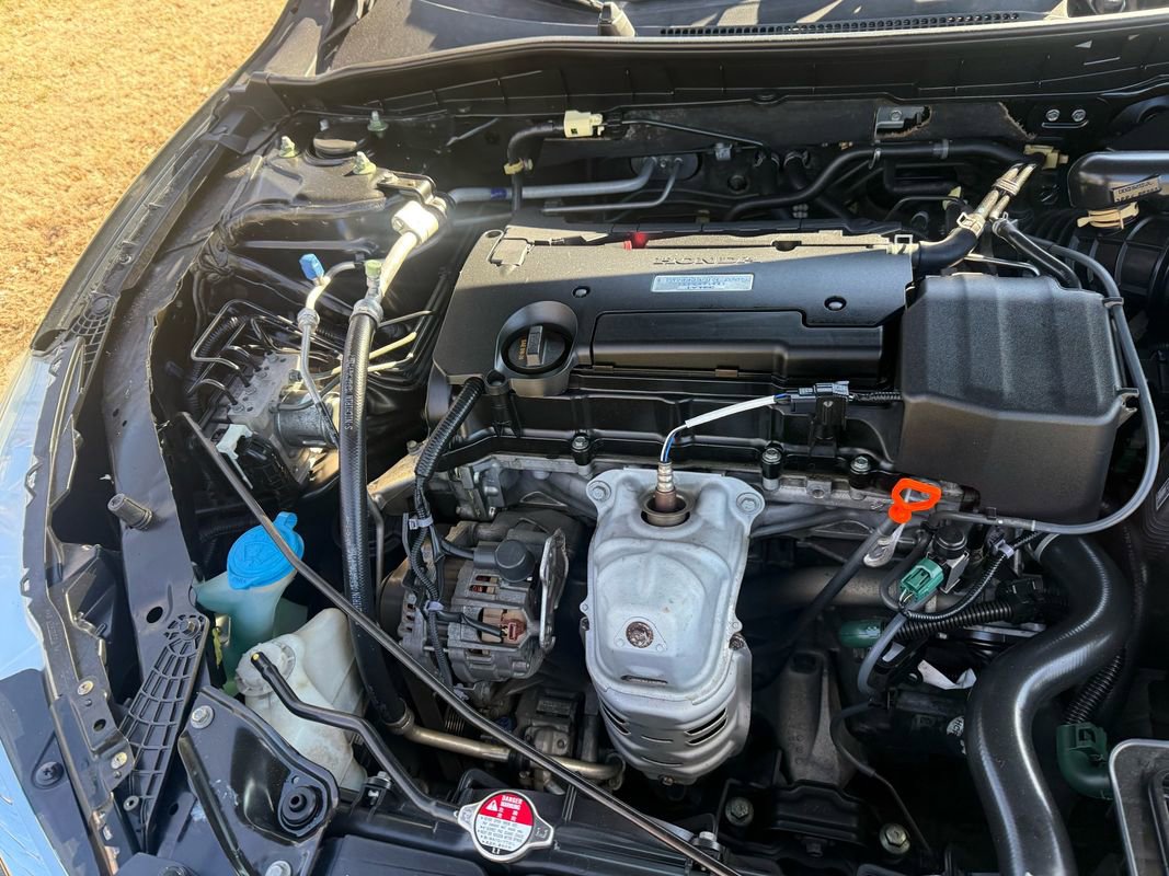 Used 2016 Honda Accord LX image 36