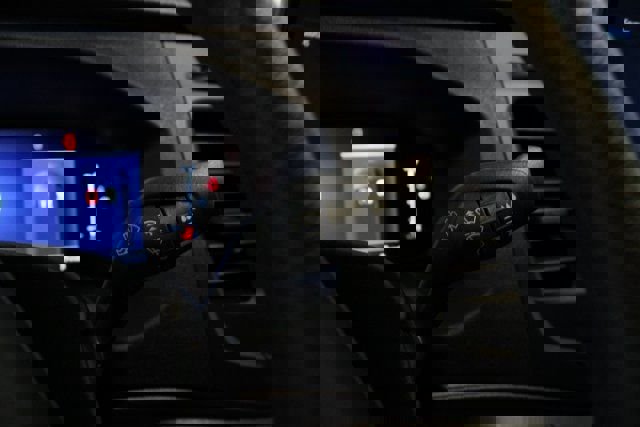 New 2026 Ford Transit 250 148 Medium Roof w/ Load Area Protection Package image 9