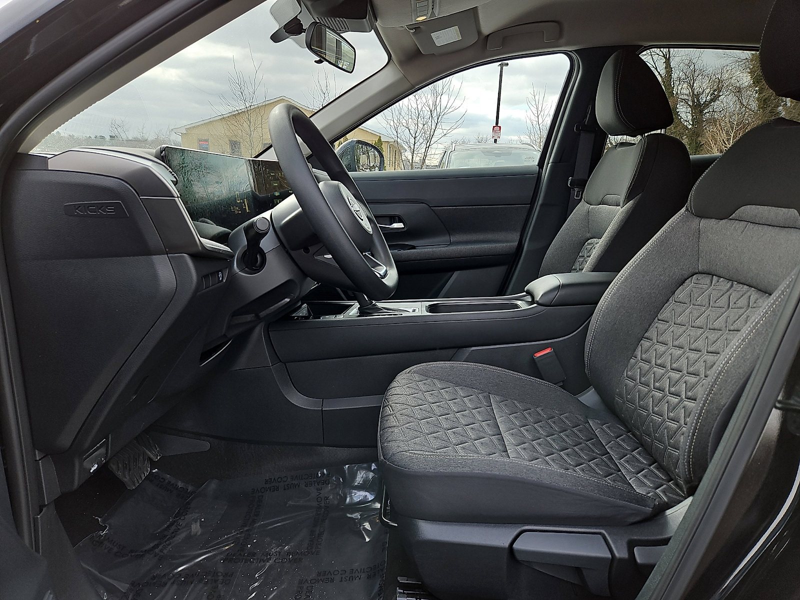 Certified 2025 Nissan Kicks SV w/ Illumination Package image 13