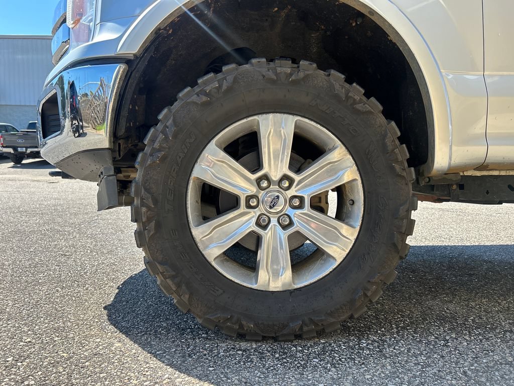 Used 2019 Ford F150 Lariat AWD/4WD image 6