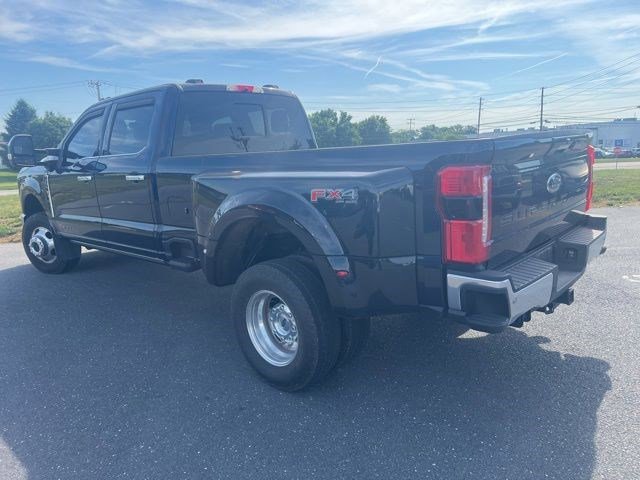 Used 2023 Ford F350 Lariat w/ Chrome Package AWD/4WD image 7