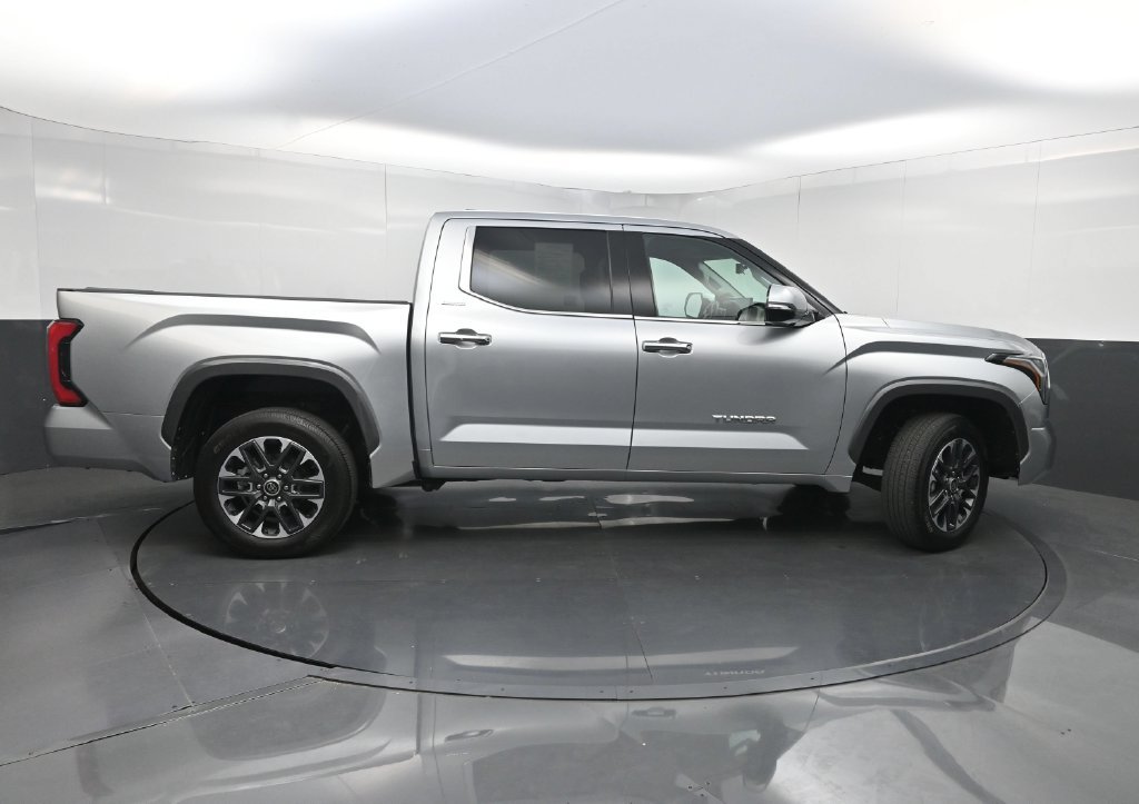 Used 2022 Toyota Tundra Limited AWD/4WD image 46