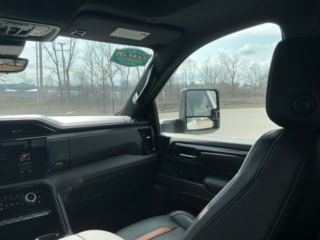 Used 2024 GMC Sierra 2500 AT4 w/ AT4 Premium Plus Package image 30