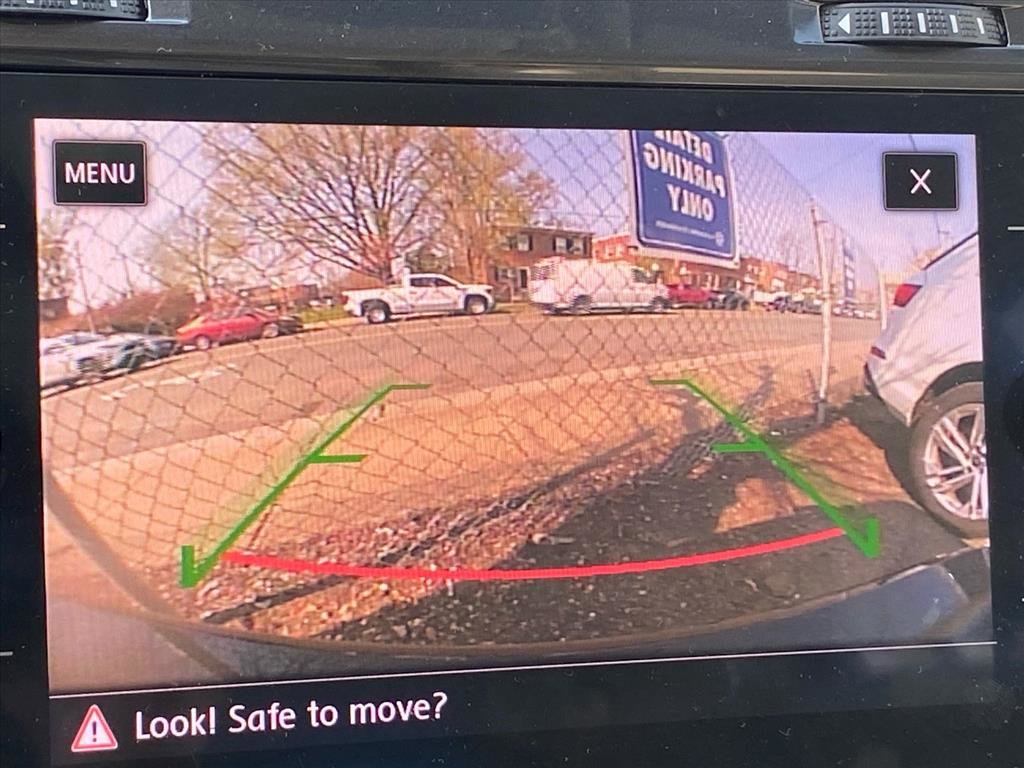 Used 2019 Volkswagen Golf SE image 15