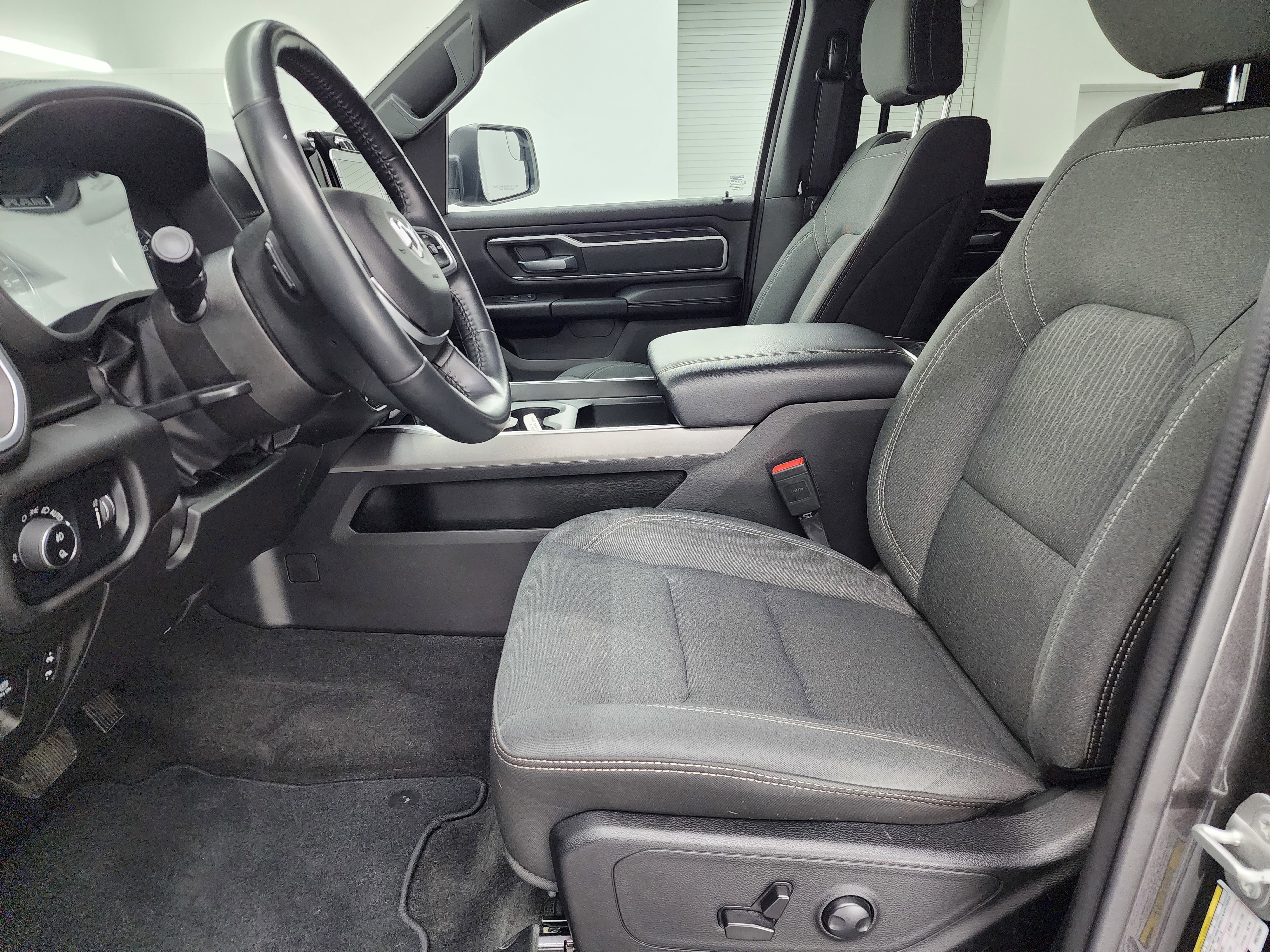 Used 2023 RAM 1500 Big Horn image 7