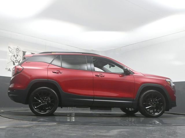 Used 2023 GMC Terrain SLT w/ Tech Package image 52